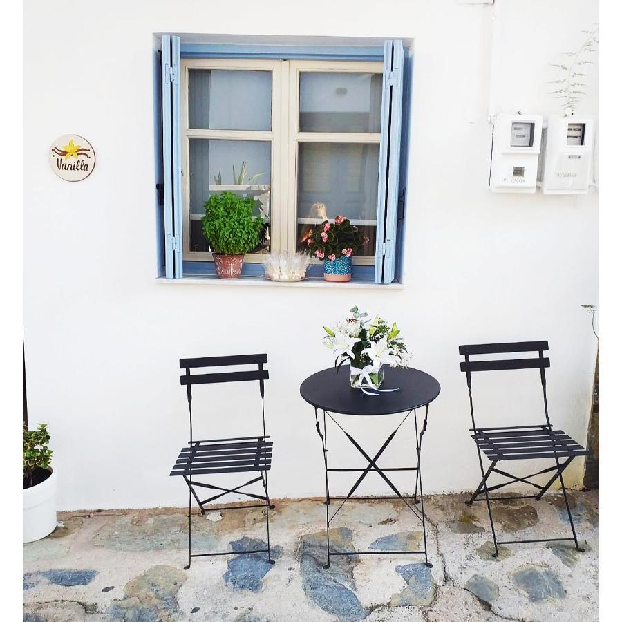 Vanilla guesthouse Città di Skopelos Esterno foto